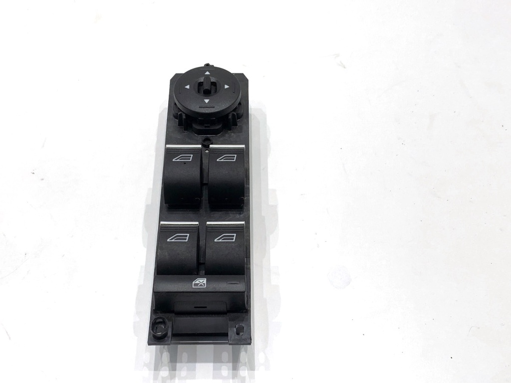 [STARK-860467] Interruptor de elevalunas Ford USA Escape III 2.0 Ecoboost 179 kW 2017-2019