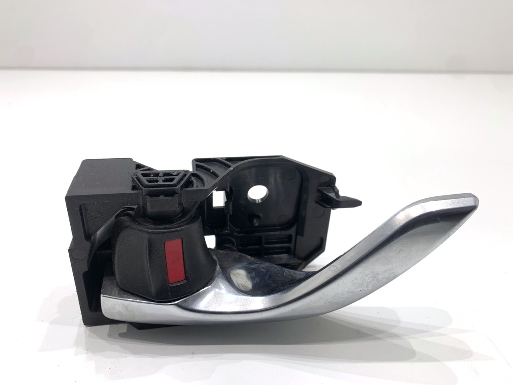 [STARK-861775] Tirador interior de puerta izquierdo delantero MAZDA CX-9 (TC) 2016-2022