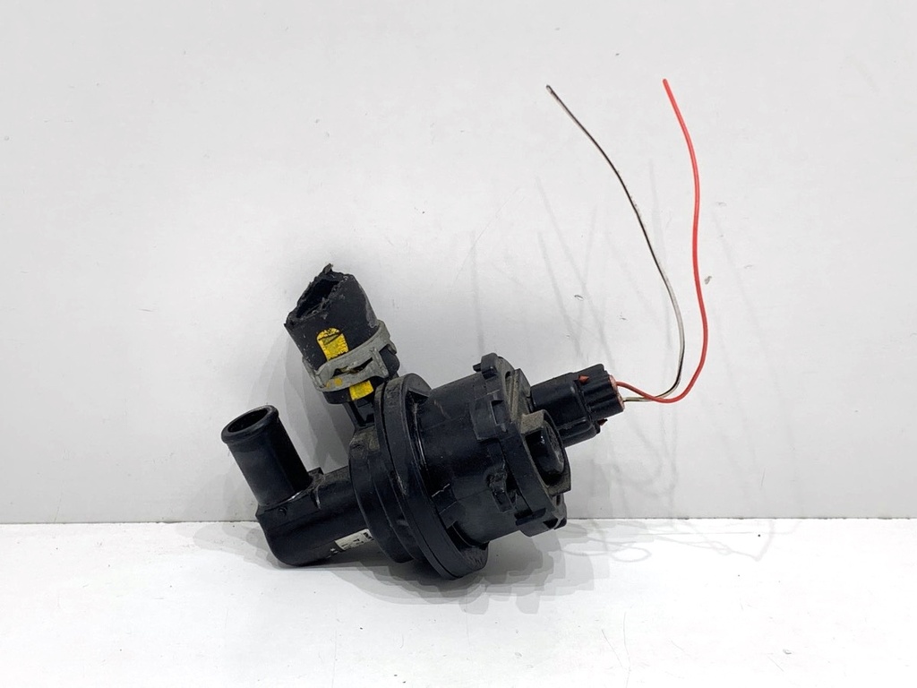 [STARK-862481] Bomba de agua adicional LEXUS IS III (_E3_) 2013-2022 300h (AVE30_)
