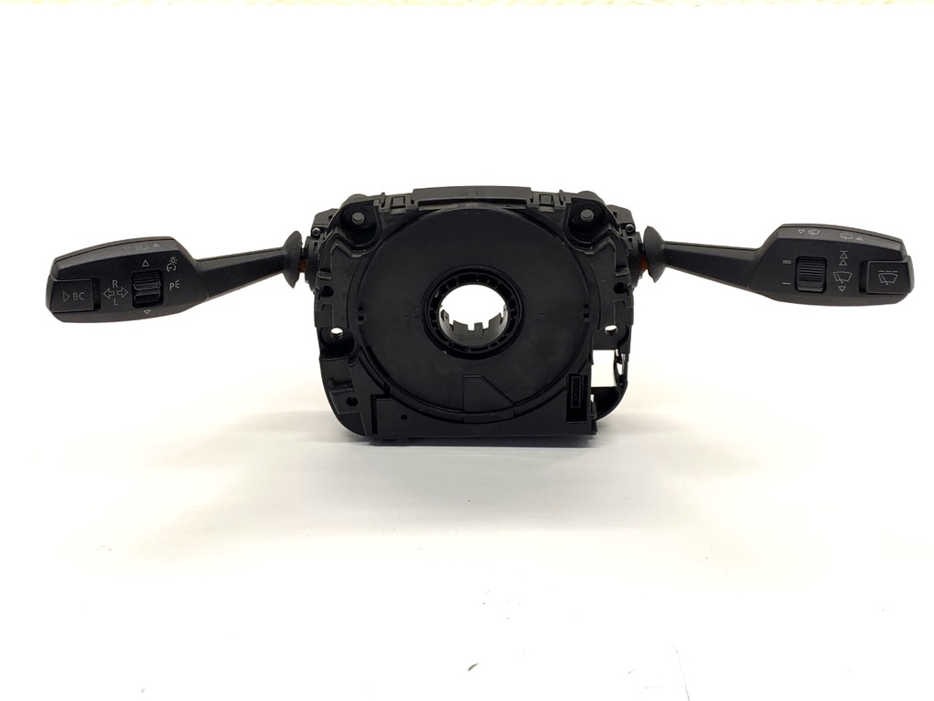 [STARK-864612] Combinado de luces BMW Serie 1 (E87) 2003-2013 9123034