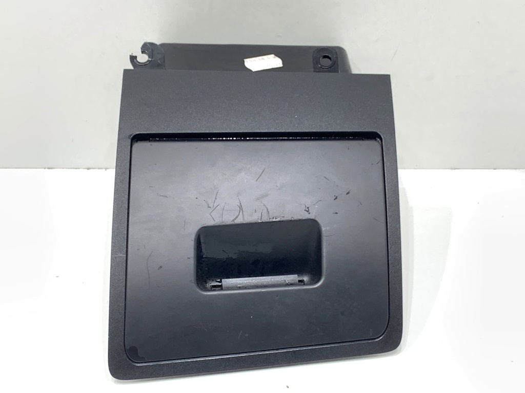 [STARK-865017] Compartimento de almacenamiento BMW Serie 5 Touring (E61) 2004-2010