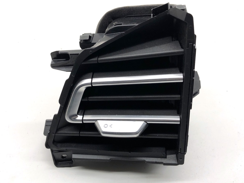 [STARK-865130] Rejilla de admisión de aire frontal AUDI Q4 Sportback (F4N) 2021-2022