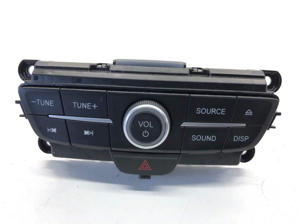 [STARK-866279] Panel de control de radio FORD FOCUS III Turnier 1.0 EcoBoost 92 kW (125 CV) gasolina 2012-2022