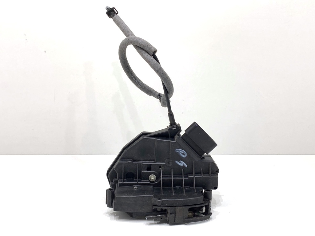 [STARK-868126] Cerradura de puerta delantera derecha Ford Focus III 2010-2022