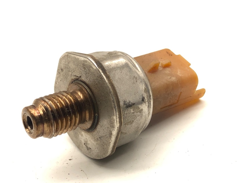 [STARK-868499] Sensor de presión de combustible Ford Focus III Turnier 1.5 TDCi 88 kW 2014-2022