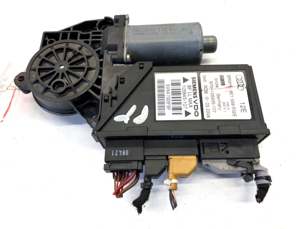 [STARK-870595] Motor de elevalunas delantero derecho AUDI A4 B6 Avant (8E5) 2000-2005
