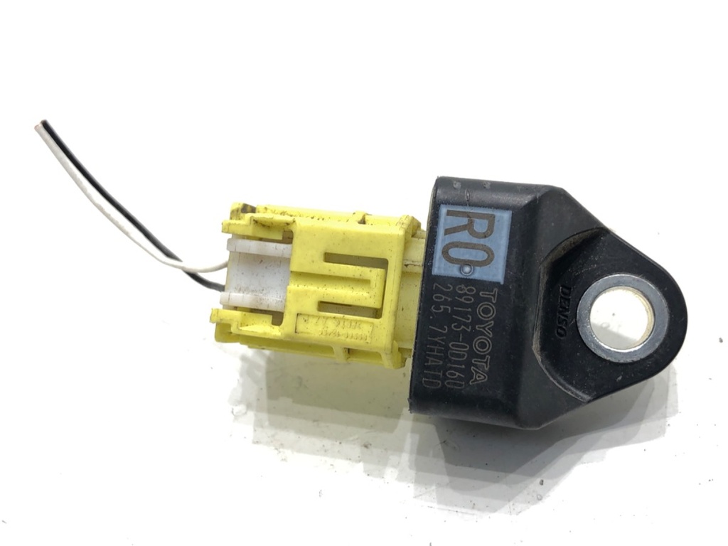 [STARK-875704] Sensor de impacto Toyota Yaris (P21, PA1, PH1) 1.5 (MXPA11) 92 kW 2020-