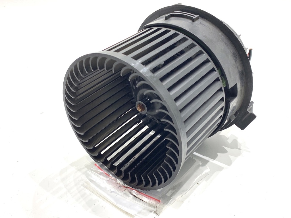 [STARK-876053] Ventilador de admisión PEUGEOT 2008 I (CU_) 1.2 THP 130 / PureTech 130 96 kW 2015-2022