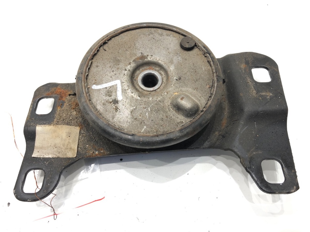 [STARK-876792] Soporte de motor izquierdo Ford Kuga II (DM2) 2.0 TDCi 4x4 2012-2022