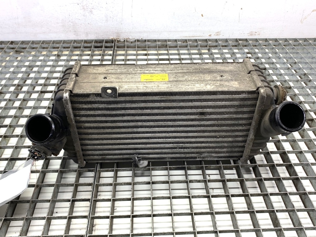 [STARK-878386] Intercooler HYUNDAI i30 Kombi (GD) 1.6 CRDi 81 kW 2012-2022