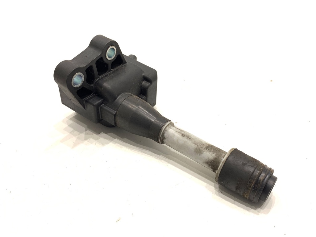 [STARK-880664] Bobina de encendido Ford Fiesta VII 1.1 Ti-VCT 55 kW (H1BG-12A366-BA)