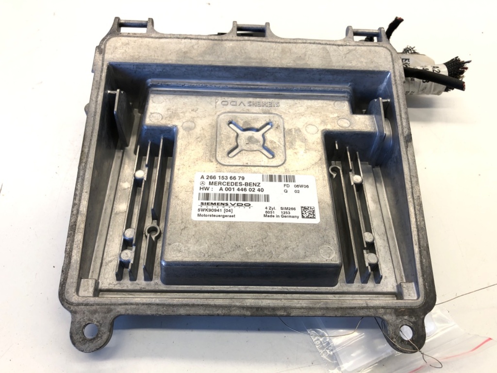 [STARK-882221] Unidad de control motor Mercedes-Benz Clase A (W169) 2004-2012