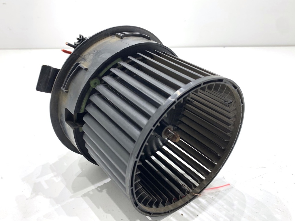 [STARK-883452] Ventilador de admisión Dacia Duster (HM_) 1.6 SCe 115 84 kW 2017-2022