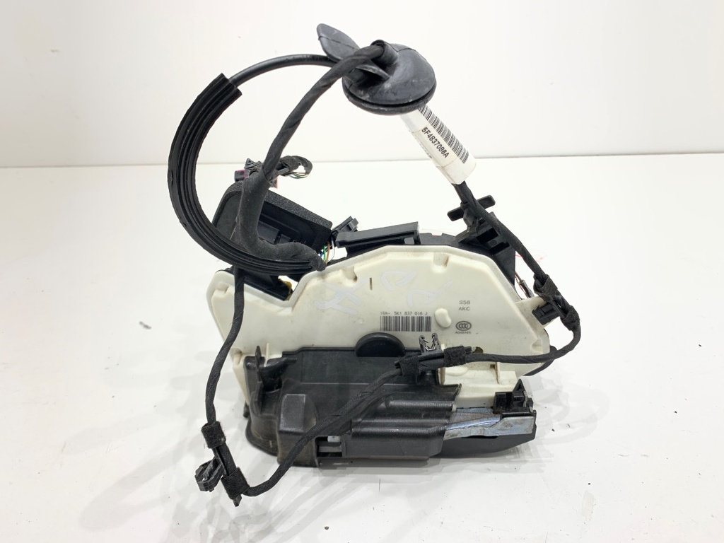 [STARK-883890] Cerradura puerta delantera derecha SEAT León (5F1) 2012-2022