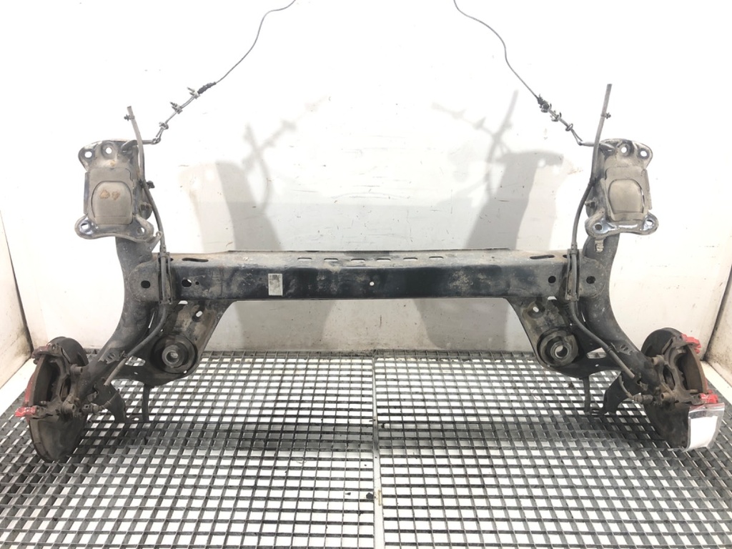 [STARK-774090] Viga trasera VW Golf VII (5G1, BQ1, BE1, BE2) 2012-2022