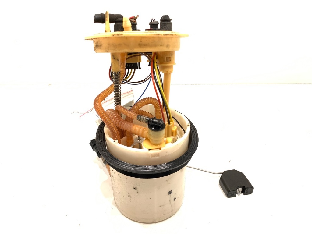 [STARK-886315] Bomba de combustible VW Passat B8 Variant 2.0 TDI 110 kW