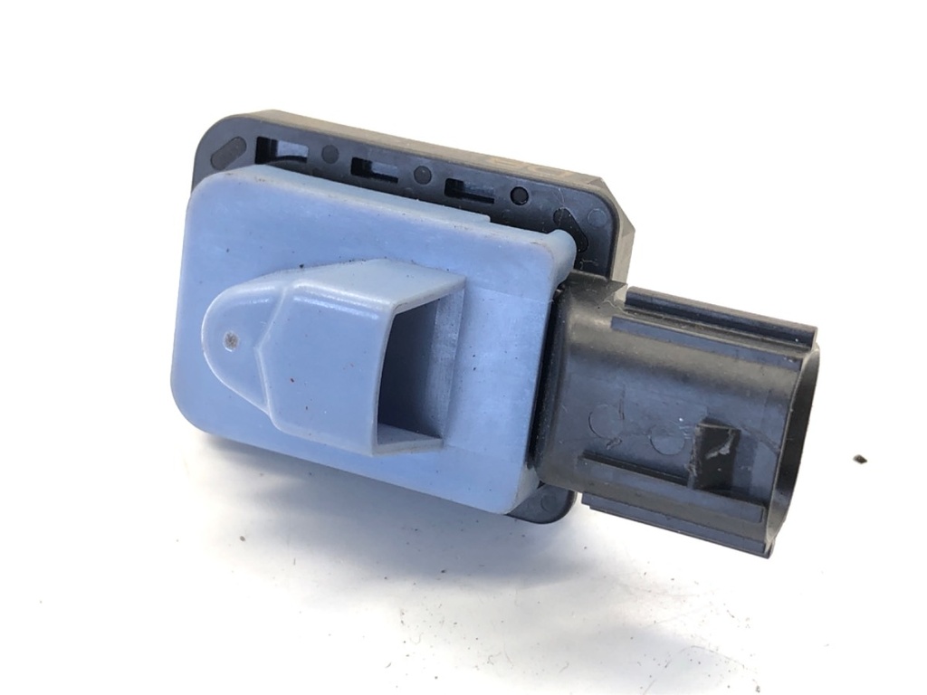 [STARK-886812] Sensor de impacto Toyota Yaris Cross (MXP_) 1.5 (MXPB10) 92 kW 2020-2022