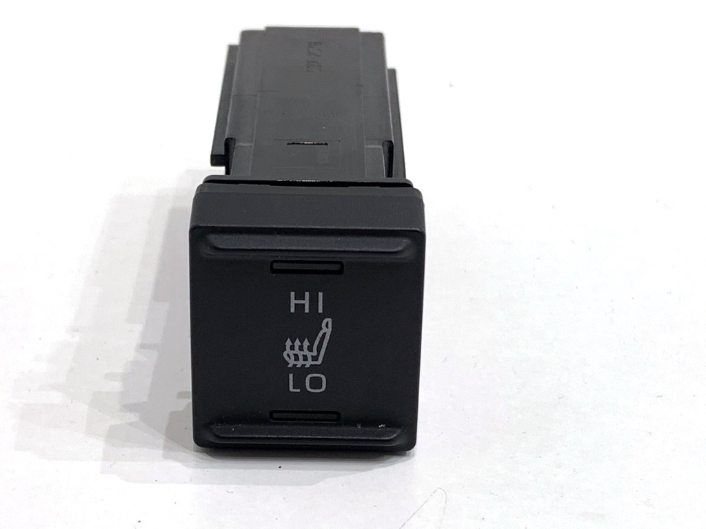 [STARK-886979] Interruptor de calefacción de asientos TOYOTA Yaris Cross (MXP_) 1.5 (MXPB10) 2020-2022
