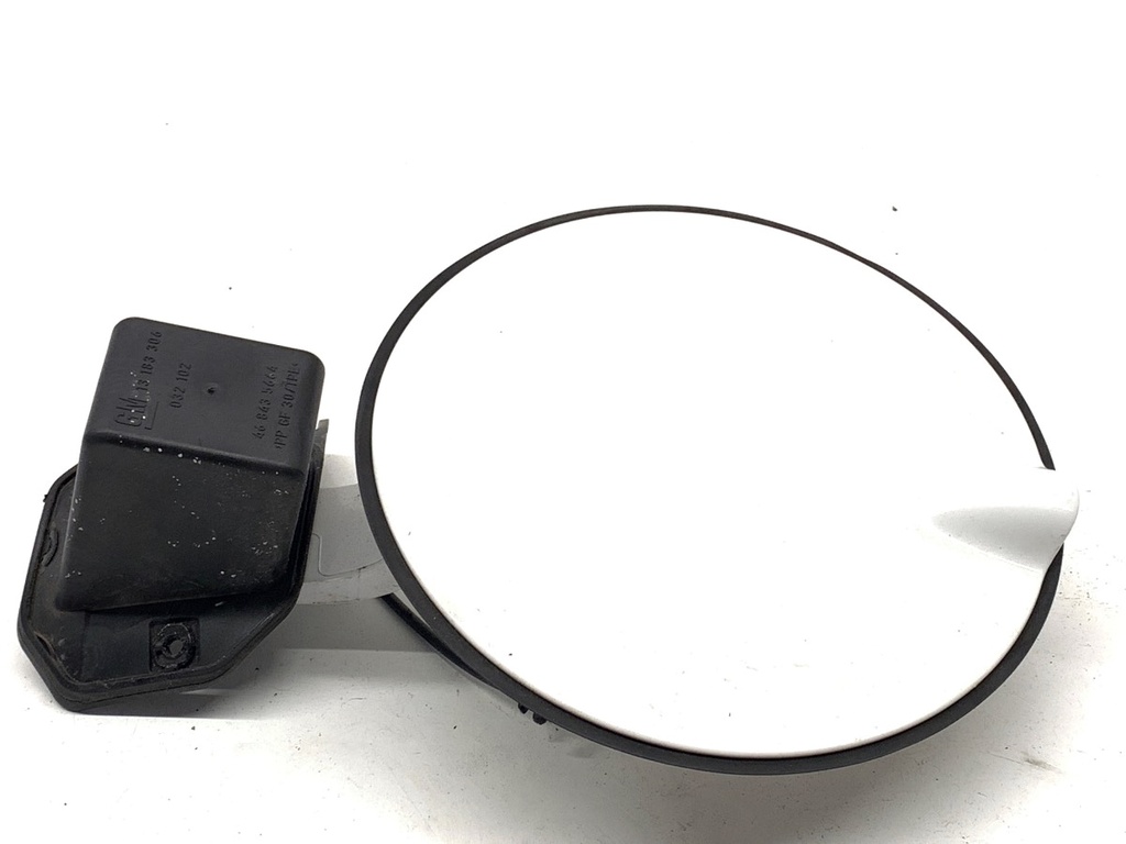 [STARK-887174] Tapa de combustible Opel Corsa E (X15) 1.4 gasolina 2014-2022