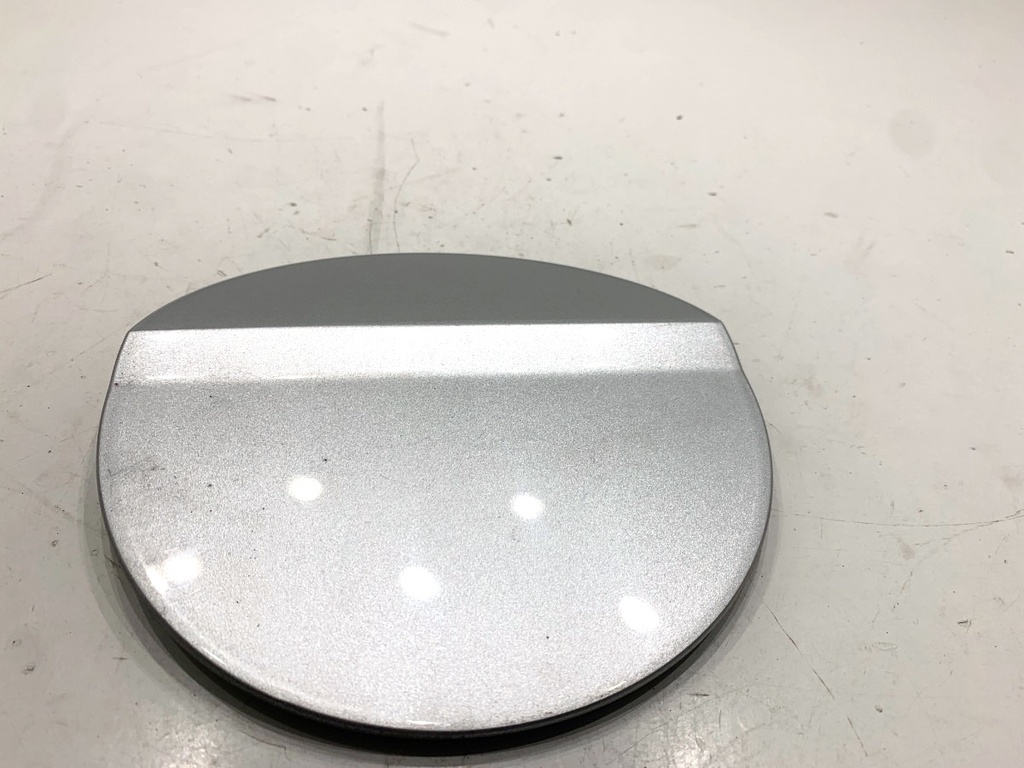 [STARK-887278] Tapa de combustible SKODA FABIA III Kombi (NJ5) 2014-2022
