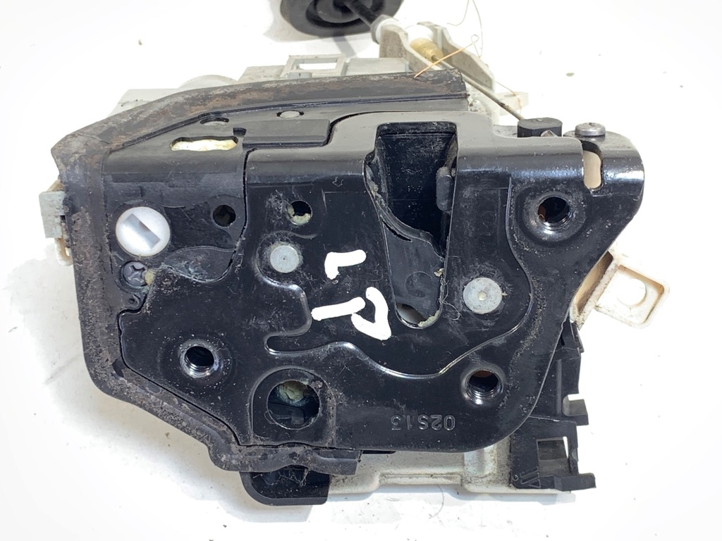 [STARK-888269] Cerradura de puerta delantera izquierda Audi A6 C7 Avant (4G5, 4GD) 2011-2018