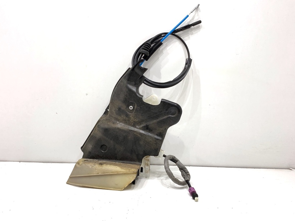 [STARK-889394] Cierre de puerta trasera derecha MERCEDES-BENZ CLASE E (W212) 2009-2016
