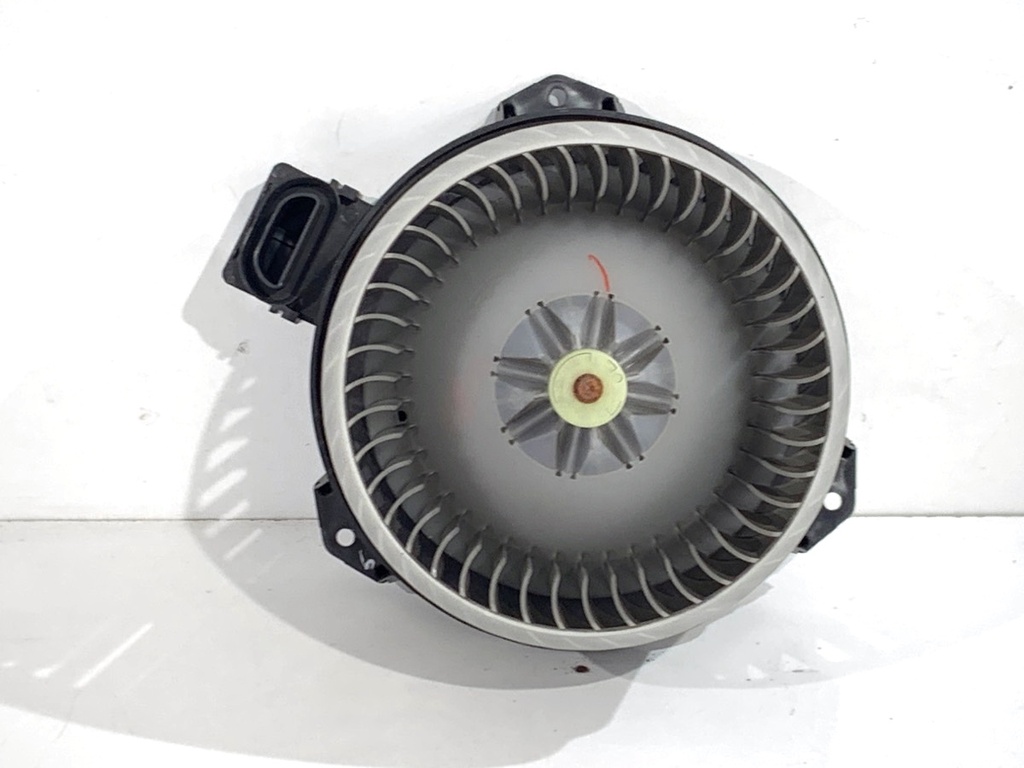 [STARK-892660] Ventilador de admisión Toyota Yaris (_P9_) 1.3 VVT-i (SCP90_) 2005-2010