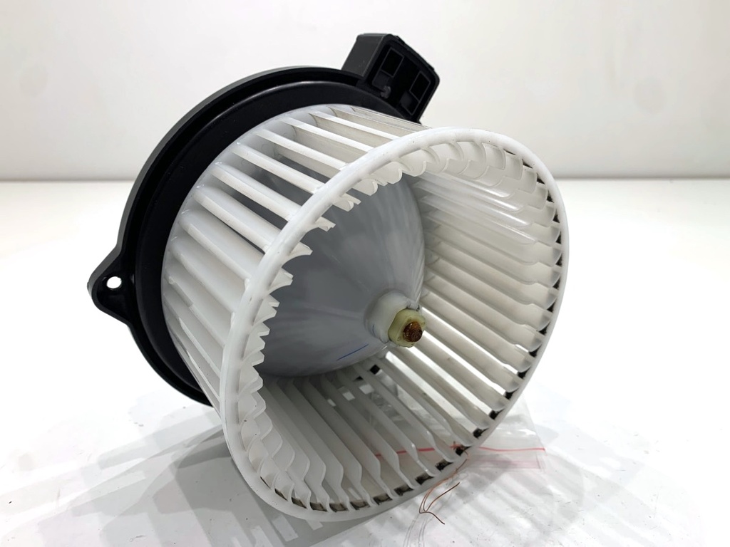 [STARK-892784] Ventilador de admisión MAZDA 3 liftback (BP) 2018-2022 SKYACTIV-X M Hybrid