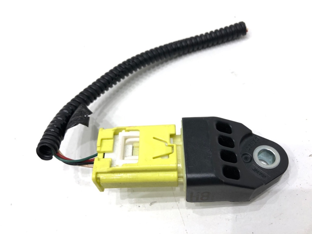 [STARK-894310] Sensor de impacto Toyota Auris Kombi (_E18_) 1.8 Hybrid 2013-2018