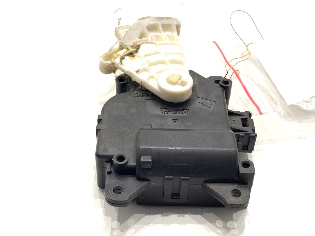 [STARK-894332] Calefactor auxiliar Toyota Auris Kombi (_E18_) 1.8 Hybrid 2013-2018