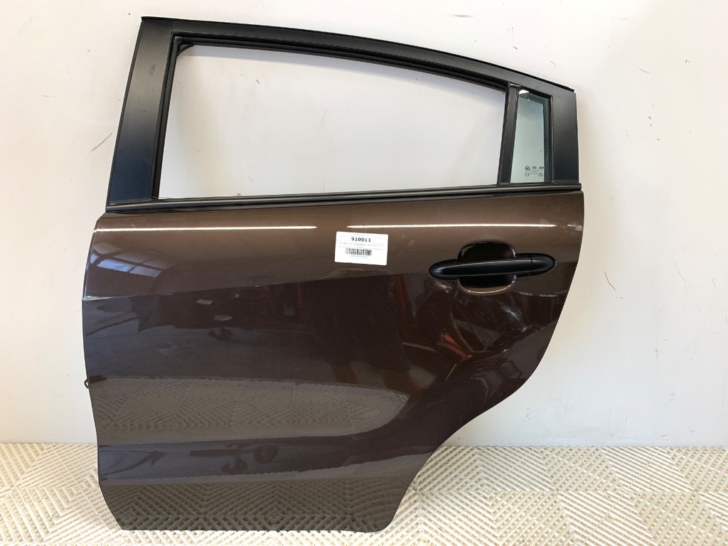 [STARK-910011] Puerta trasera izquierda KIA RIO III sedán (UB) 2010-2017