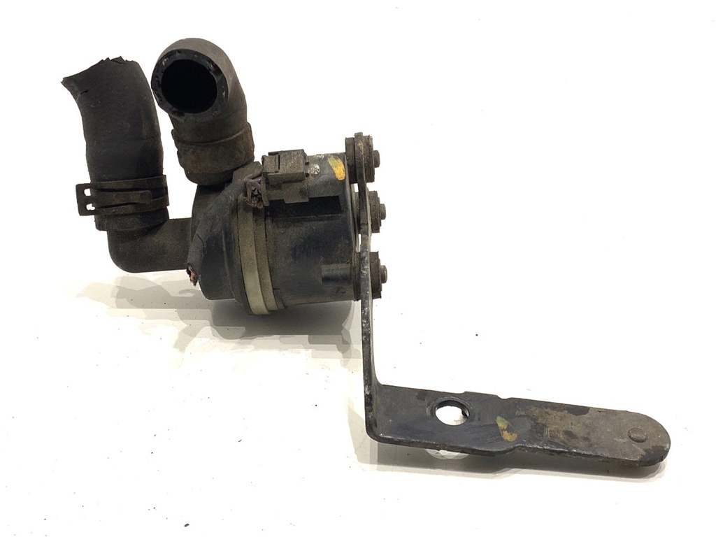 [STARK-896709] Bomba de agua adicional VW Passat B7 Variant (365) 2.0 TDI 103 kW 2010-2014