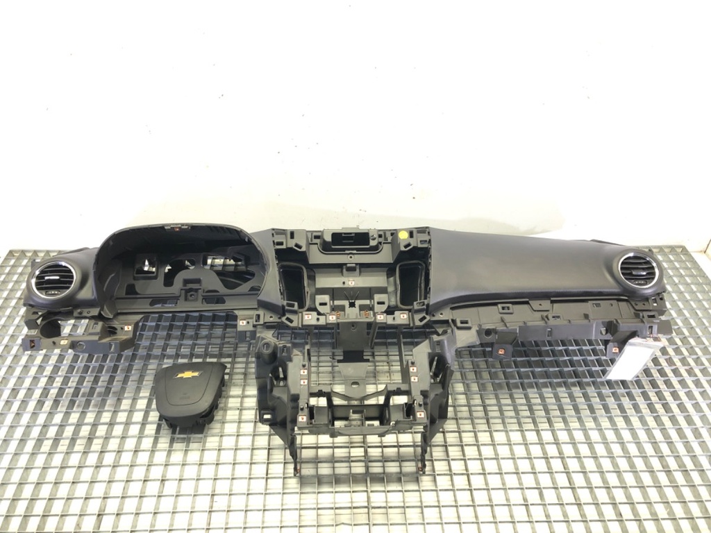 [STARK-585743] Salpicadero Chevrolet Orlando (J309) 2010-2022
