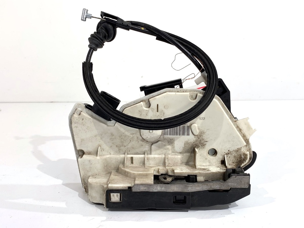 [STARK-905410] Cerradura de puerta delantera derecha SKODA SUPERB II Kombi (3T5) 2.0 TDI 2009-2015