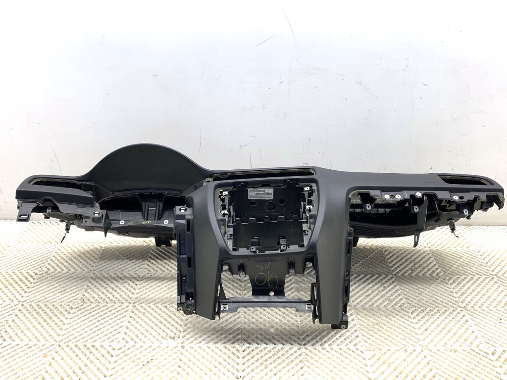 [STARK-884334] Salpicadero VW Jetta IV (162, 163, AV3, AV2) 2008-2022 1.4 TSI 90 kW