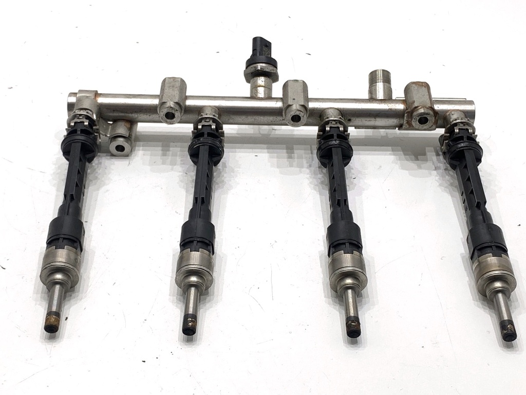 [STARK-913005] Riel de combustible NISSAN QASHQAI III (J12) 1.3 DIG-T 116 kW 2021-2022