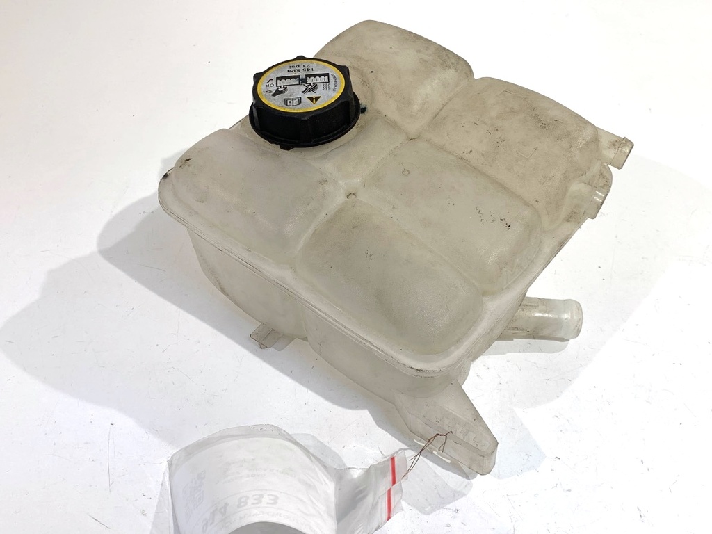 [STARK-914833] Depósito de expansión refrigerante Ford Kuga II (DM2) 1.6 EcoBoost 2012-2022