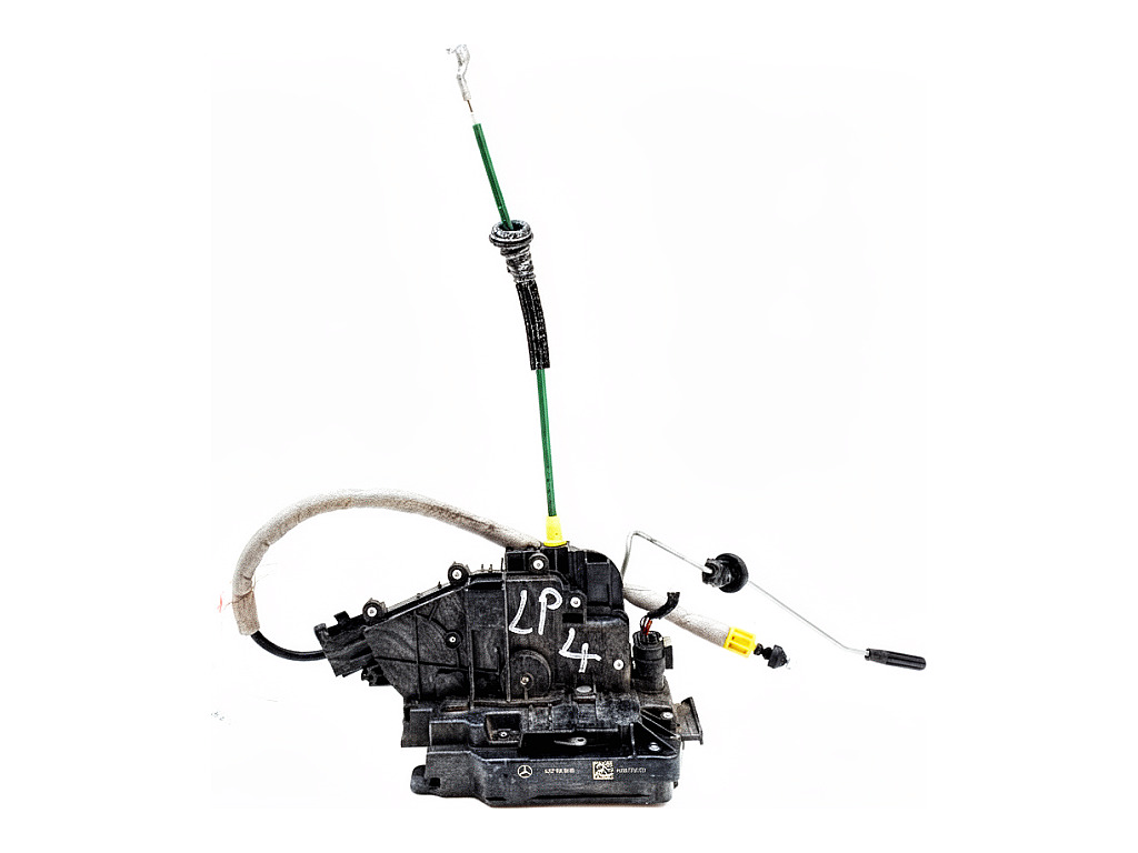 [STARK-924828] Cerradura de puerta delantera izquierda Mercedes-Benz Clase C (W205) 2013-2022