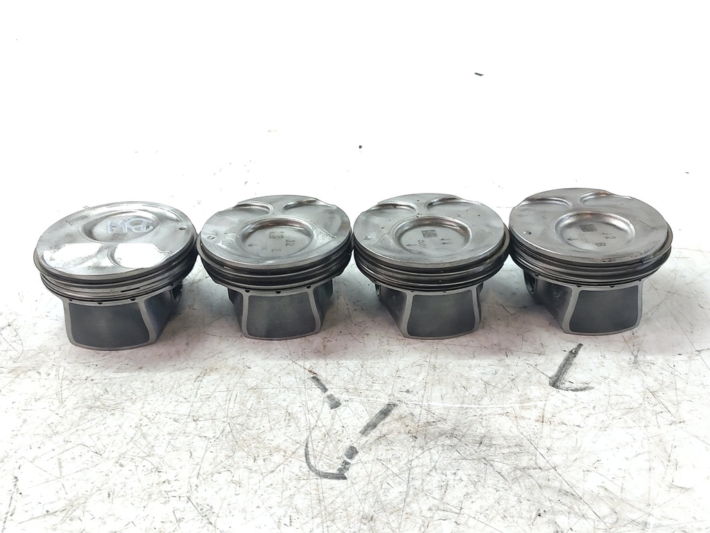 [MTD-536831] Juego de 4 pistones Kia Carens