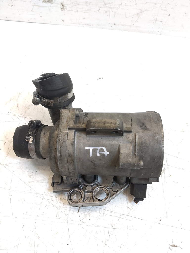 [MTD-536837] Bomba de agua BMW Serie 5 F10