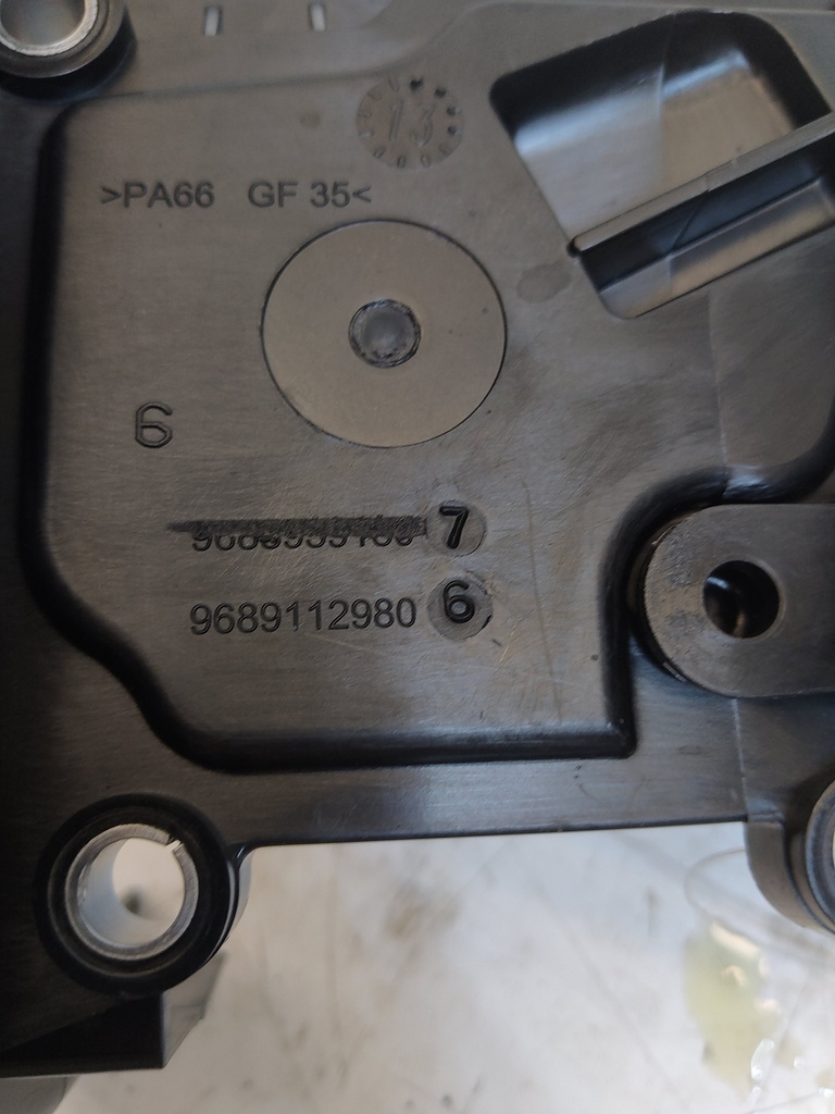 [MTD-536961] Tapa de balancines Ford Focus 1.6 TDCi (2015)