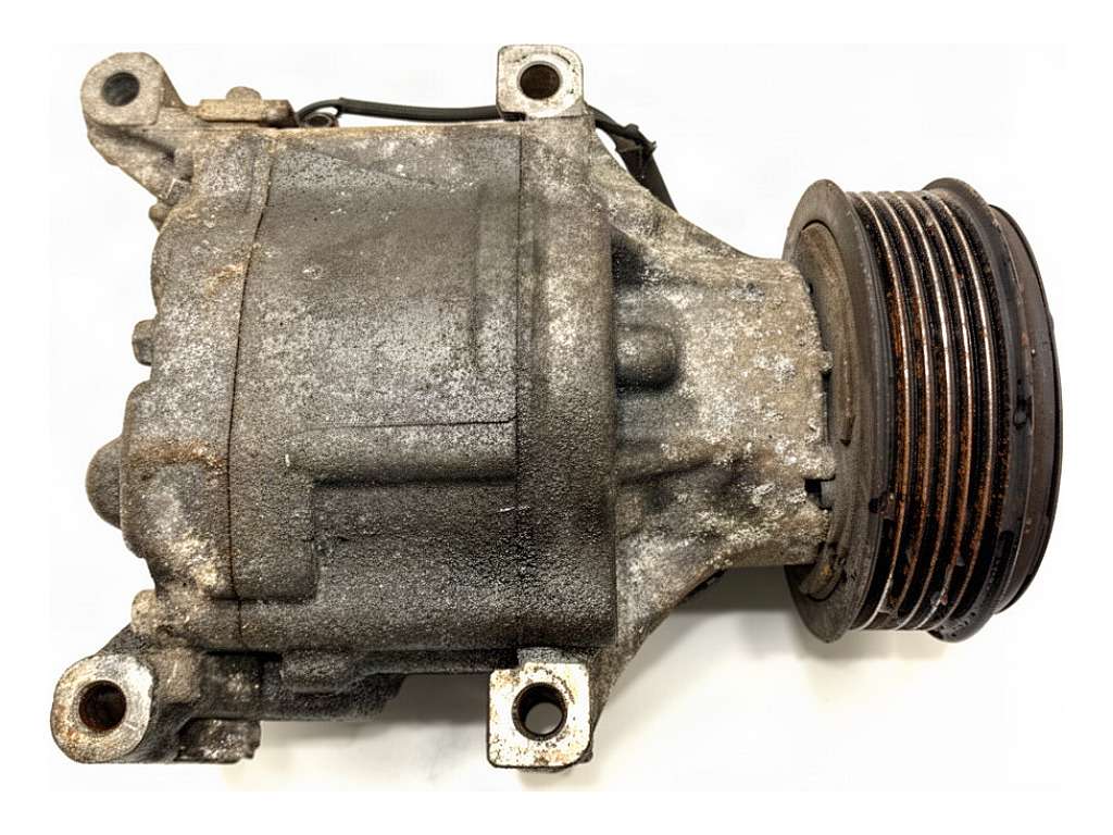 [STARK-946397] Compresor de aire acondicionado Toyota Corolla (E12)