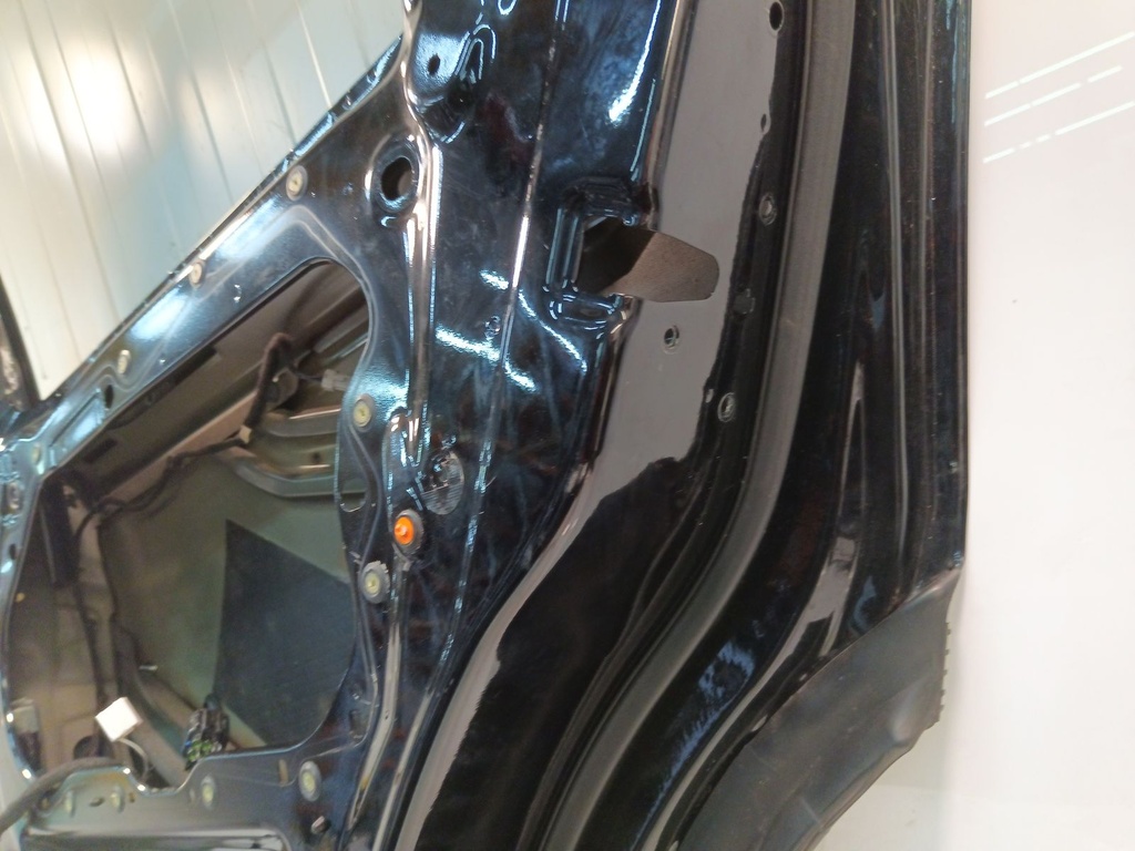[MTD-497745] Puerta Land Rover Discovery Sport L550