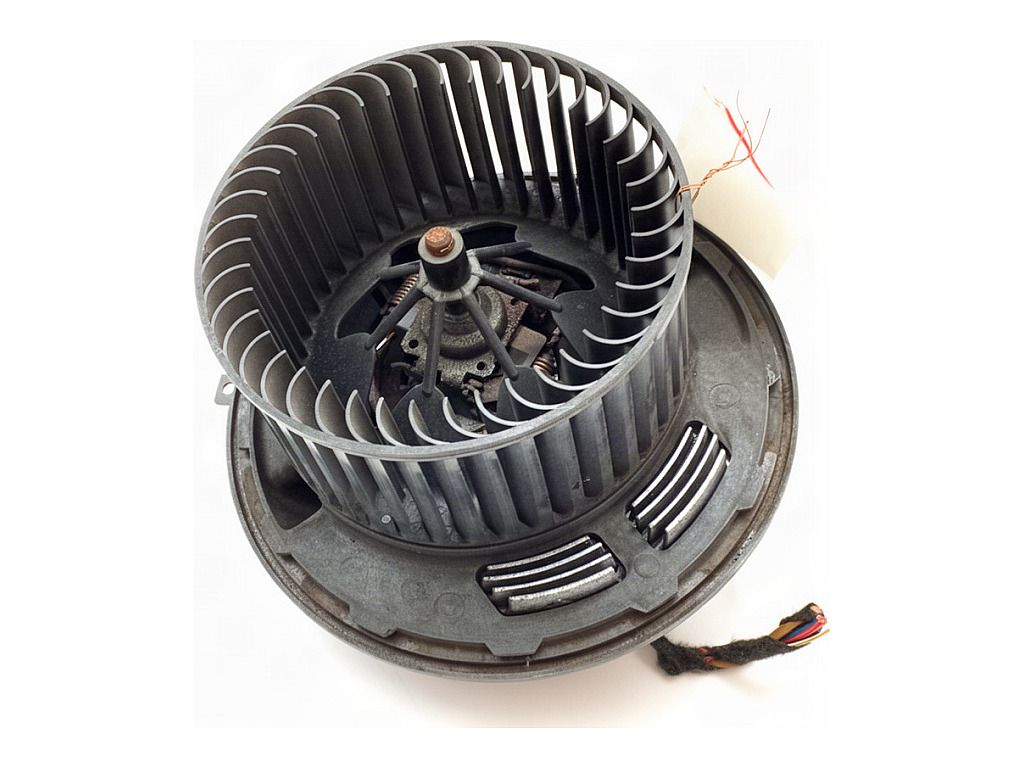 [STARK-944727] Ventilador de habitáculo BMW Serie 1 (E87)