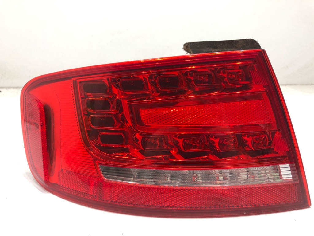 [STARK-756918] Piloto trasero izquierdo Audi A4 B8 (8K2) 2.0 TFSI 211 CV 2008-2013