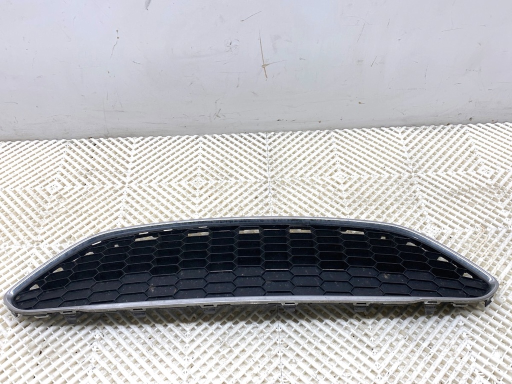 [STARK-869914] Rejilla de parachoques Ford Fiesta VI (CB1, CCN) 2008-2022