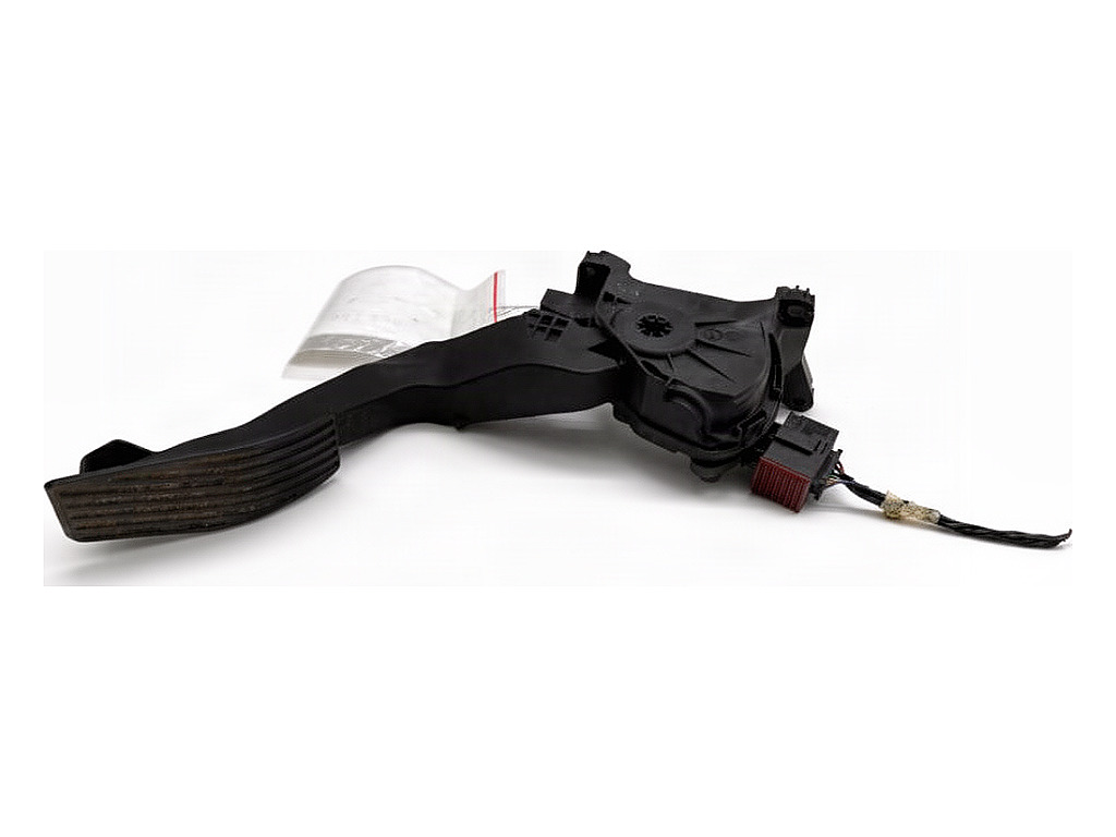 [STARK-941298] Pedal de acelerador Fiat Tipo sedan (356_)