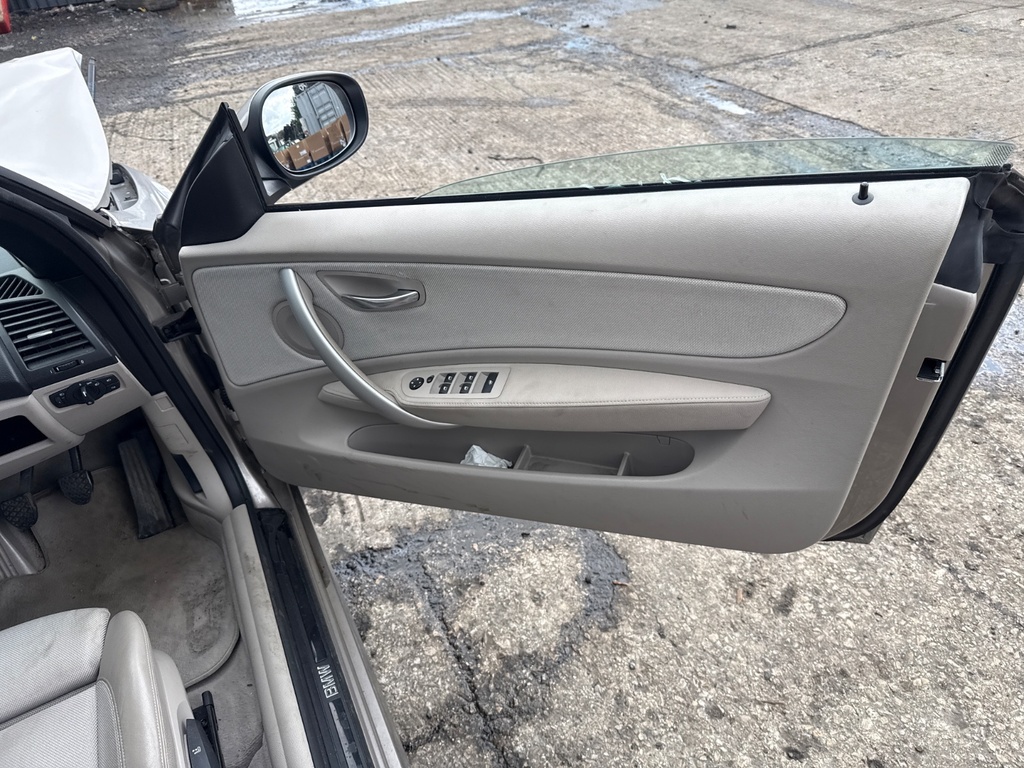 [EPE-125782] Panel de puerta BMW Serie 1 (2008-2013)