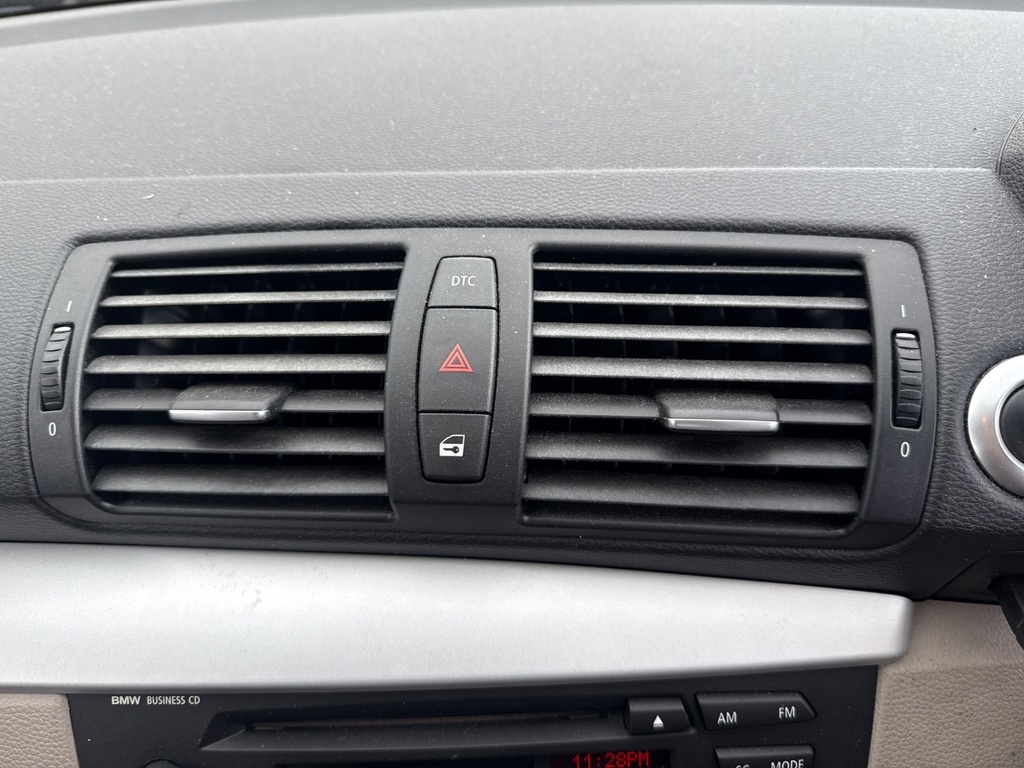 [EPE-125793] Salida de aire calefacción salpicadero BMW Serie 1 (2008-2013)