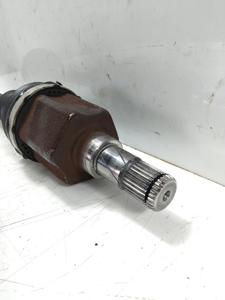 [MTD-537190] Palier delantero izquierdo Volvo V40 525